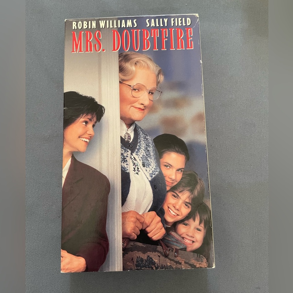Mrs Doubtfire vhs movie